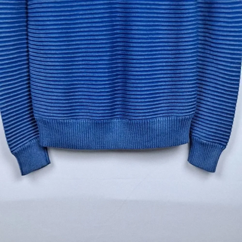 Banana Republic Mens pullover sweater NWOT‎